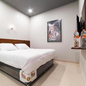 Glamour Hotel And Spa